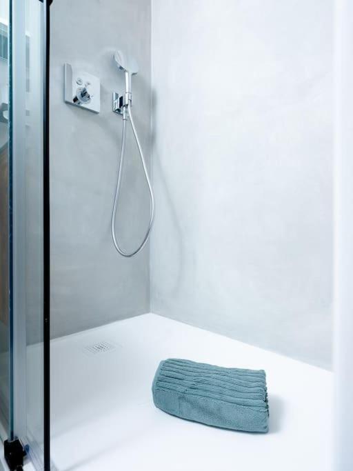 Small But Wow! Studio With Pool @ The Central Lake Crans-Montana Eksteriør bilde